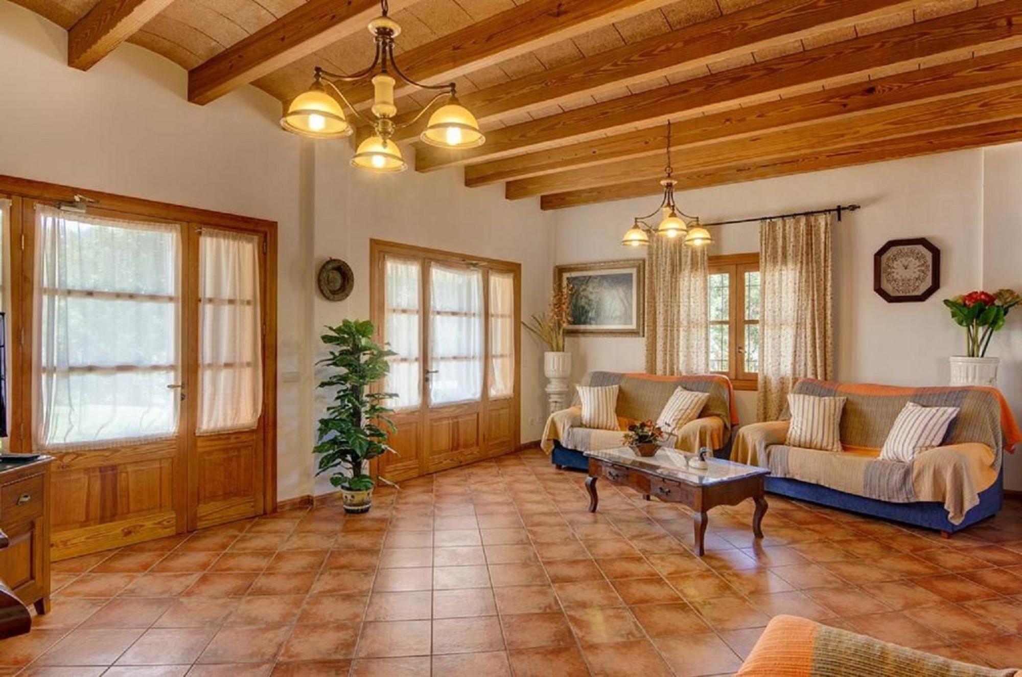 Cas Mestre Con Piscina En Entorno Rural Villa *